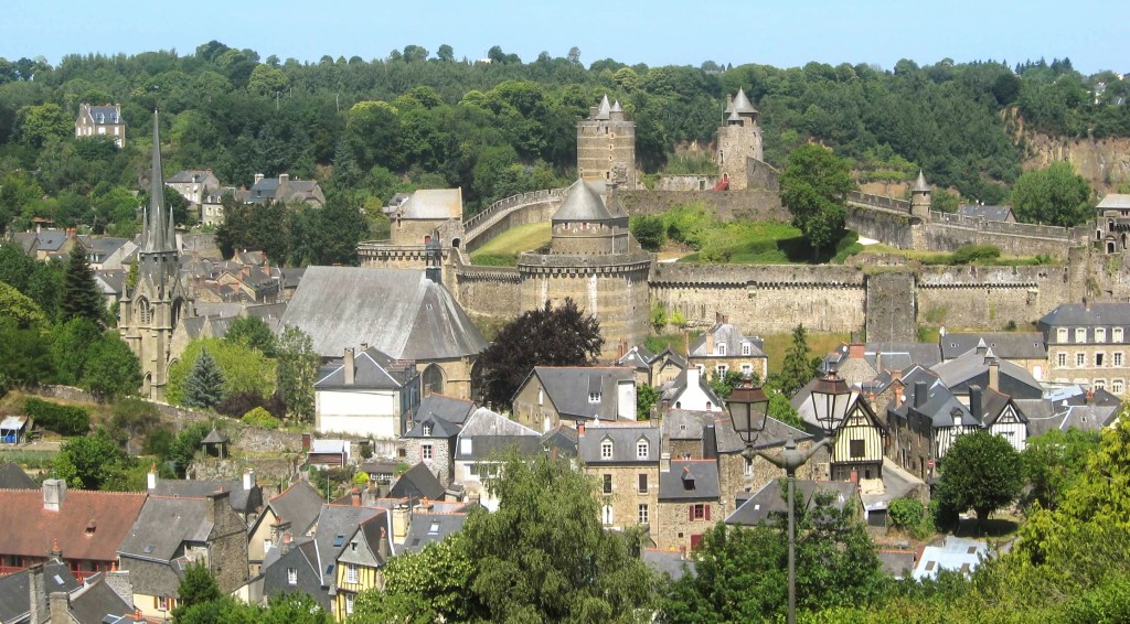 Fougères – A Little Gem in Brittany | Discovering France